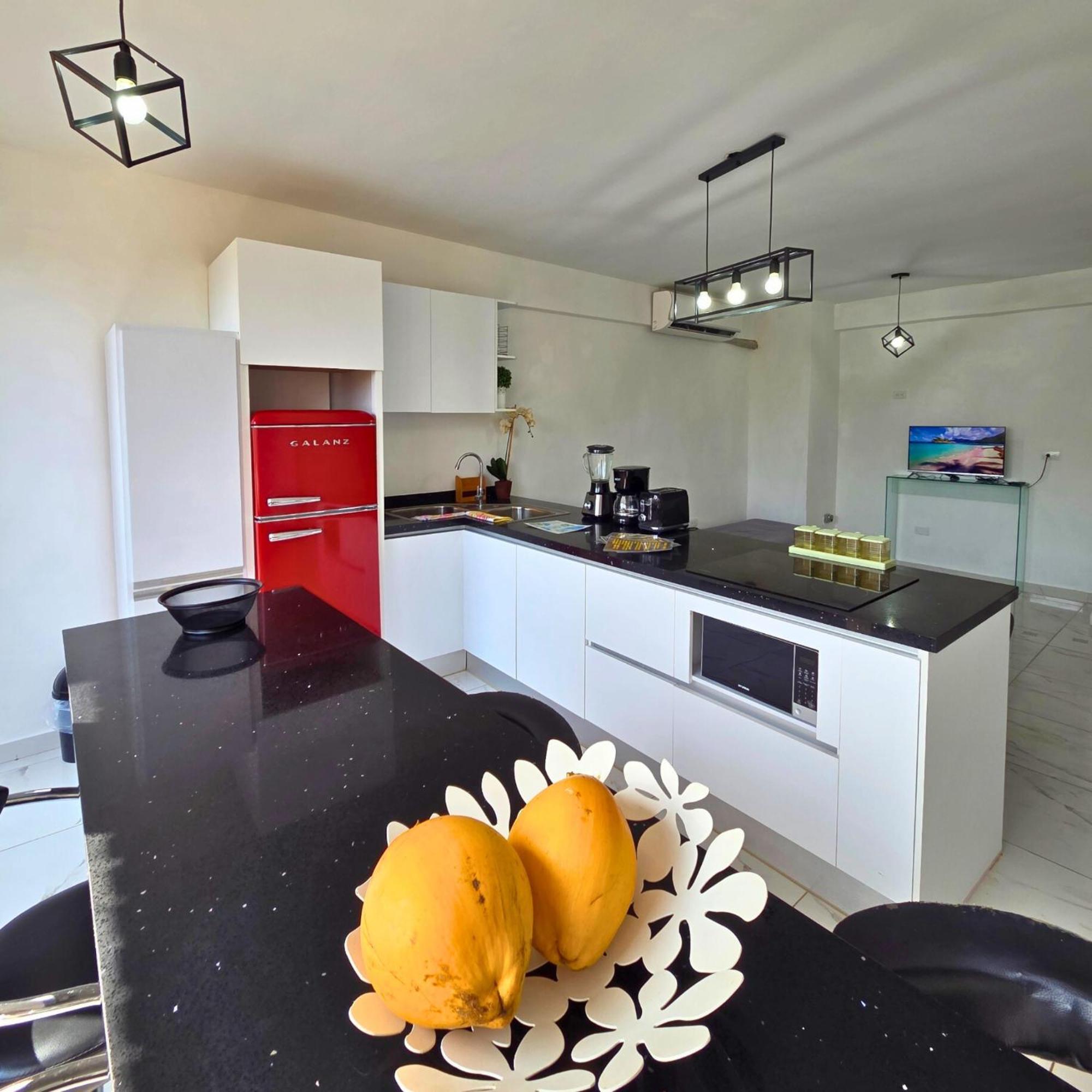 Apartamento Tucacas, Frente Al Mar, Balcon, Piscina Y Playa Privada Exterior foto