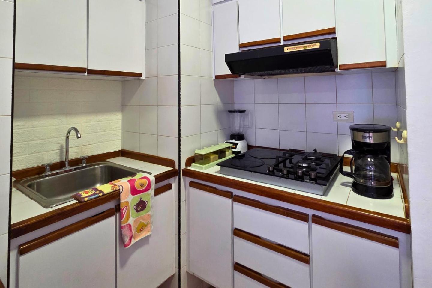 Apartamento Tucacas, Frente Al Mar, Balcon, Piscina Y Playa Privada Exterior foto