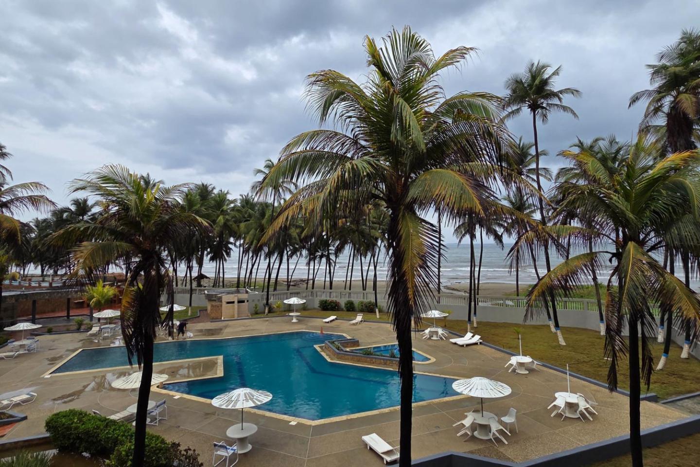 Apartamento Tucacas, Frente Al Mar, Balcon, Piscina Y Playa Privada Exterior foto