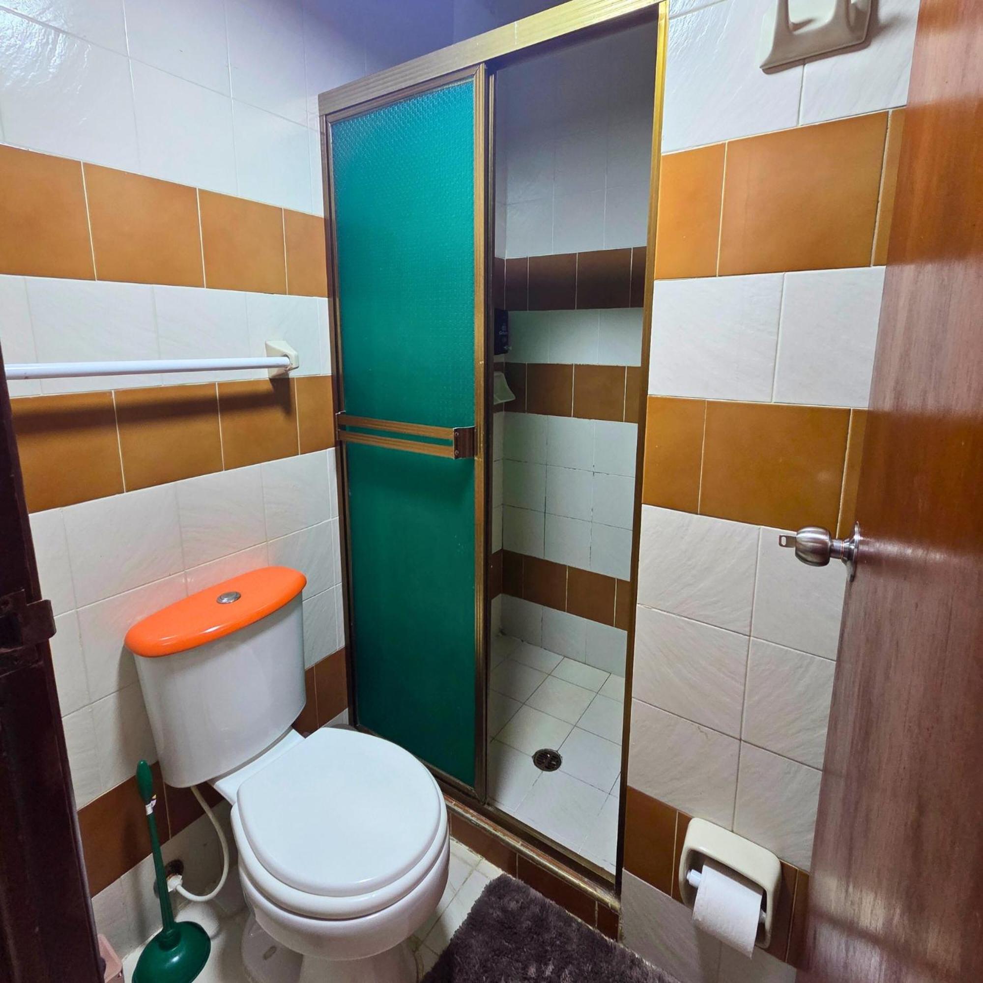Apartamento Tucacas, Frente Al Mar, Balcon, Piscina Y Playa Privada Exterior foto