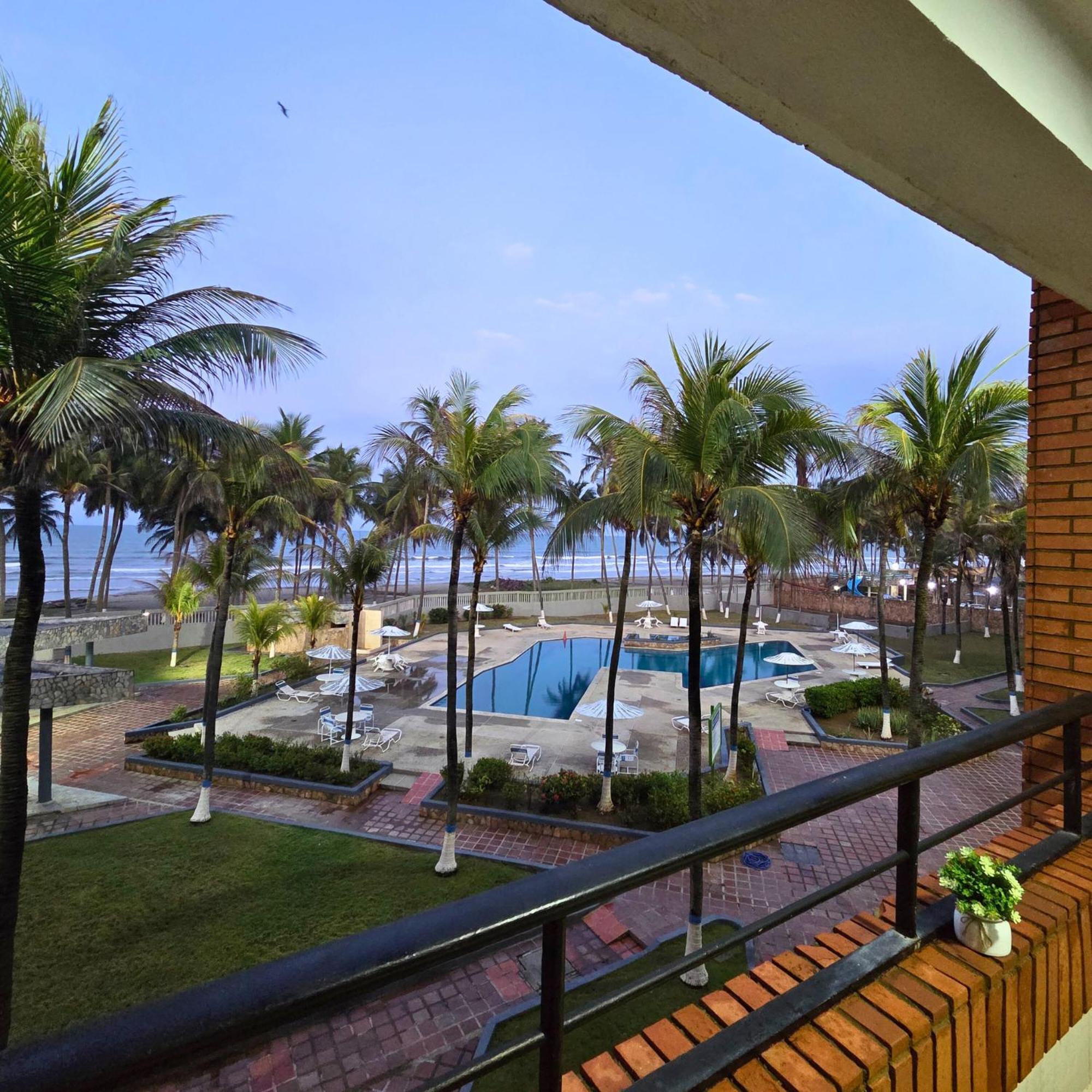 Apartamento Tucacas, Frente Al Mar, Balcon, Piscina Y Playa Privada Exterior foto