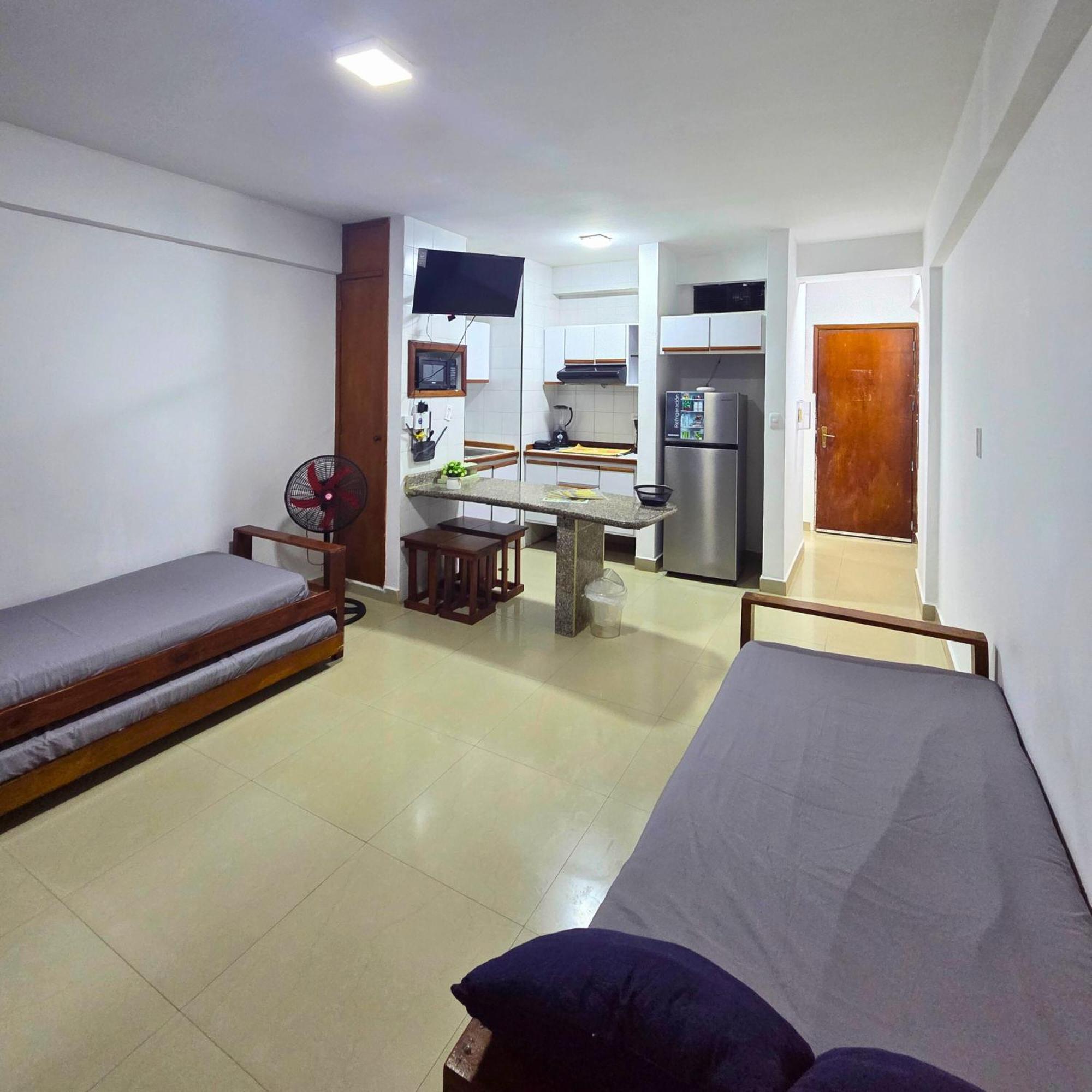 Apartamento Tucacas, Frente Al Mar, Balcon, Piscina Y Playa Privada Exterior foto